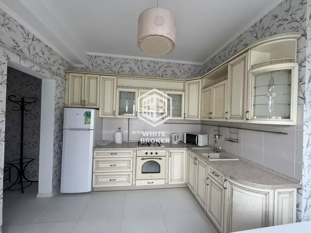 4-к кв. Крым, Ялта ул. Свердлова, 48Ак6 (218.0 м) - Фото 0
