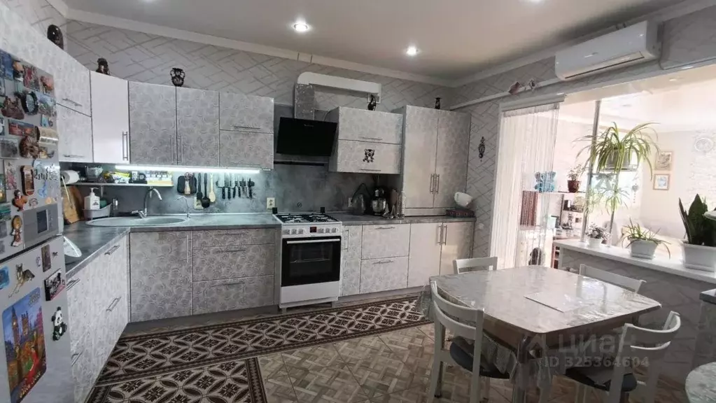 Дом в Ростовская область, Таганрог Таврическая ул., 33 (153 м) - Фото 1