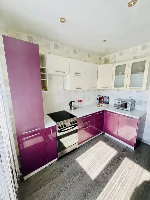 2-к кв. Новосибирская область, Новосибирск ул. Плющихинская, 3 (58.0 ... - Фото 0