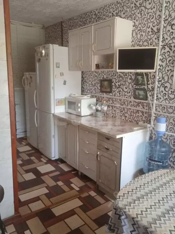 2-к кв. Крым, Евпатория городской округ, Мирный пгт ул. Сырникова, 18 ... - Фото 0