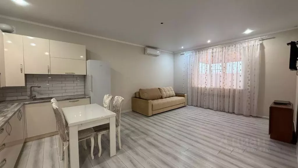 Дом в Астраханская область, Приволжский район, пос. Новоначаловский ... - Фото 2