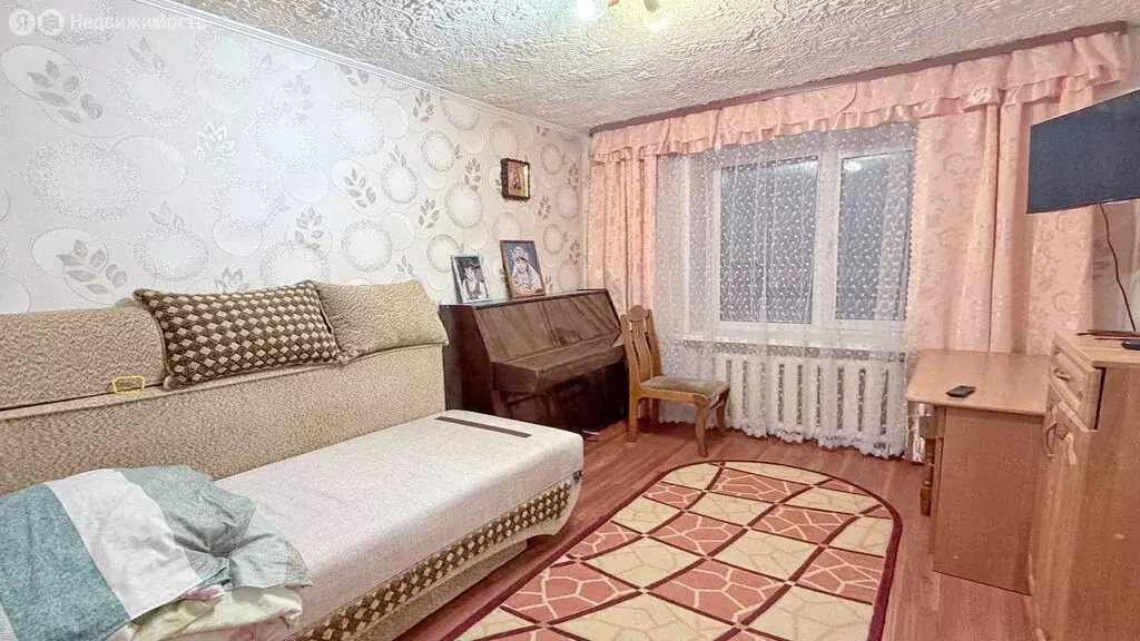 3-комнатная квартира: Киров, Пролетарская улица, 38 (61.8 м) - Фото 1