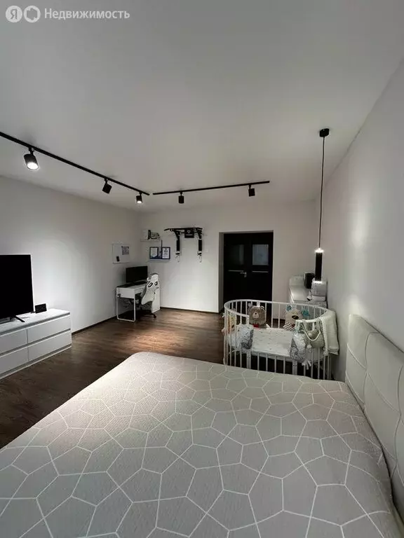 1-комнатная квартира: Новый Уренгой, Таёжная улица, 19Г (62.7 м) - Фото 0