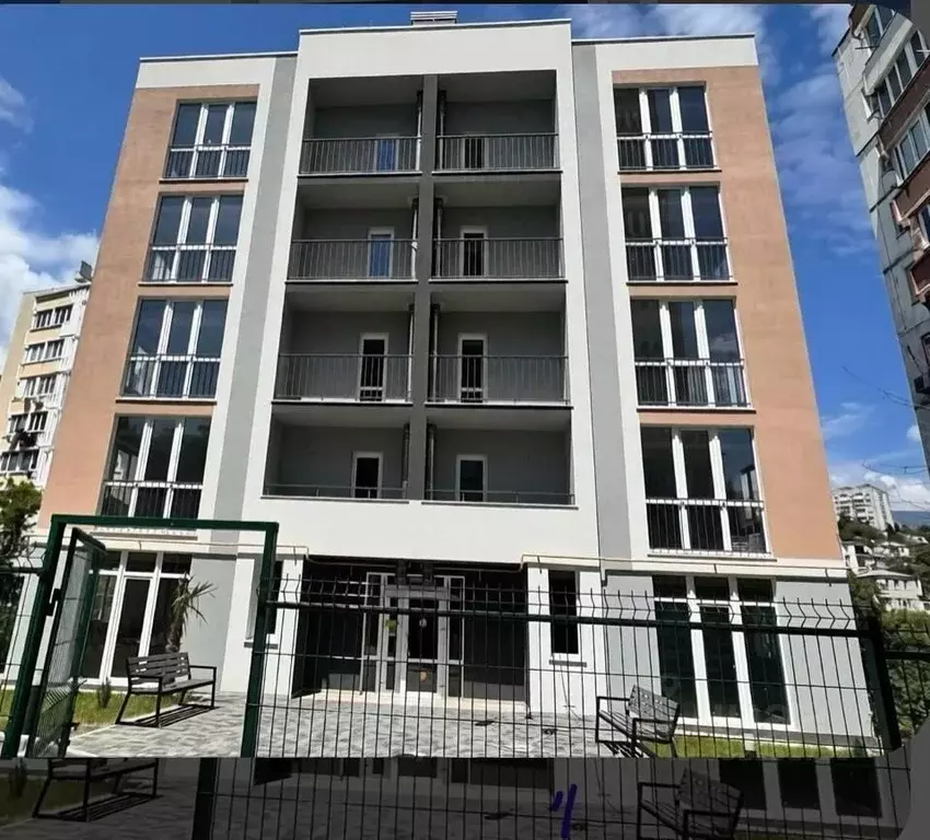 1-к кв. Крым, Ялта ул. Грибоедова, 15 (45.7 м) - Фото 1