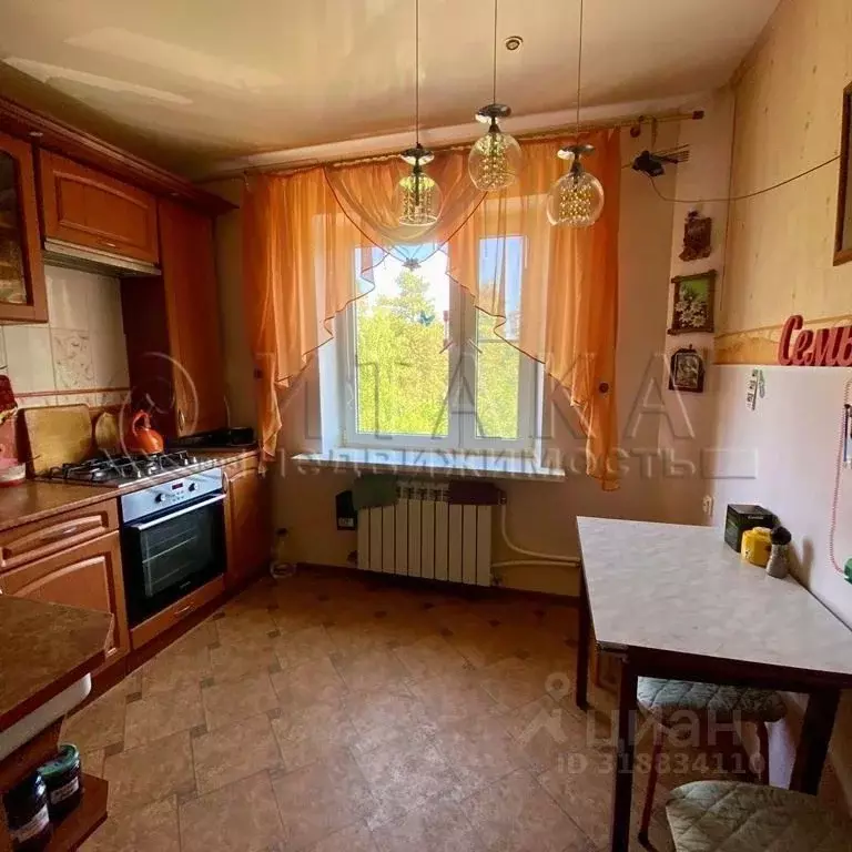 4-к кв. Ленинградская область, Выборг ул. Школьная, 10 (74.5 м) - Фото 0