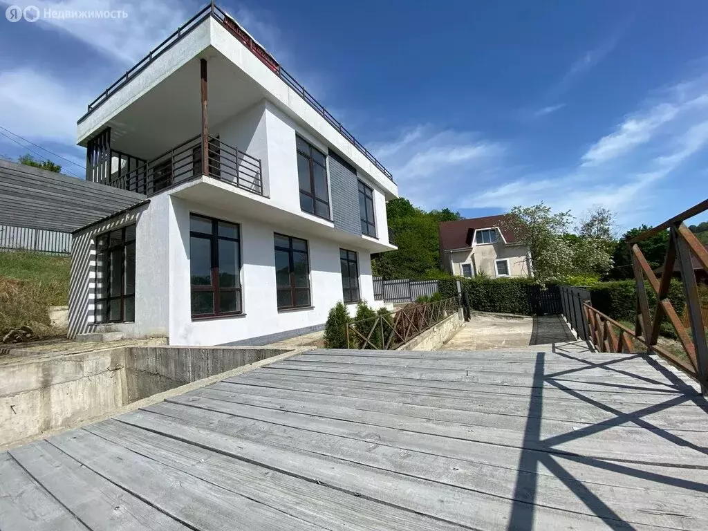 Дом в село Орёл-Изумруд, улица Лазурная Долина (285 м) - Фото 2