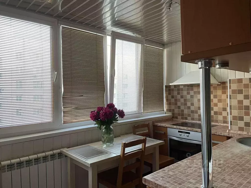 1-к кв. Тюменская область, Тюмень Народная ул., 4к6 (63.0 м) - Фото 1