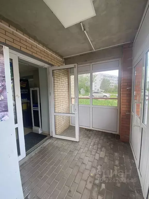 Помещение свободного назначения в Ленинградская область, Выборг просп. ... - Фото 2