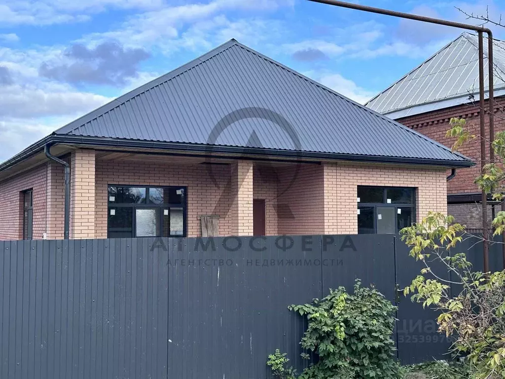 Дом в Краснодарский край, Хадыженск Апшеронский район, ул. Карла ... - Фото 1