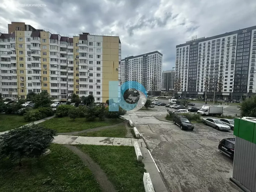 3-комнатная квартира: Брянск, улица Романа Брянского, 25 (79 м) - Фото 1