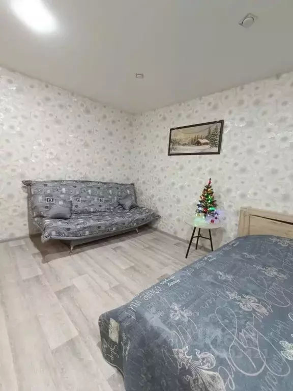 2-к кв. Воронежская область, Россошь ул. Простеева, 16 (54.0 м) - Фото 1