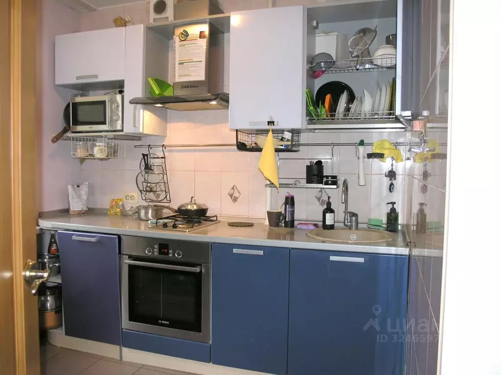 3-к кв. Волгоградская область, Волгоград Бобруйская ул., 6 (58.7 м) - Фото 1