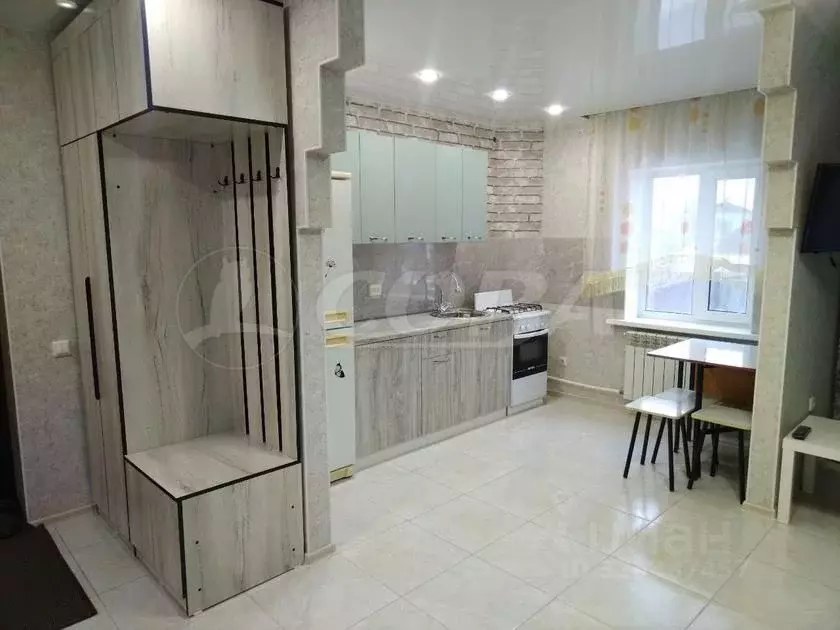 Дом в Тюменская область, Тюмень Инженерная ул., 24 (50 м) - Фото 1