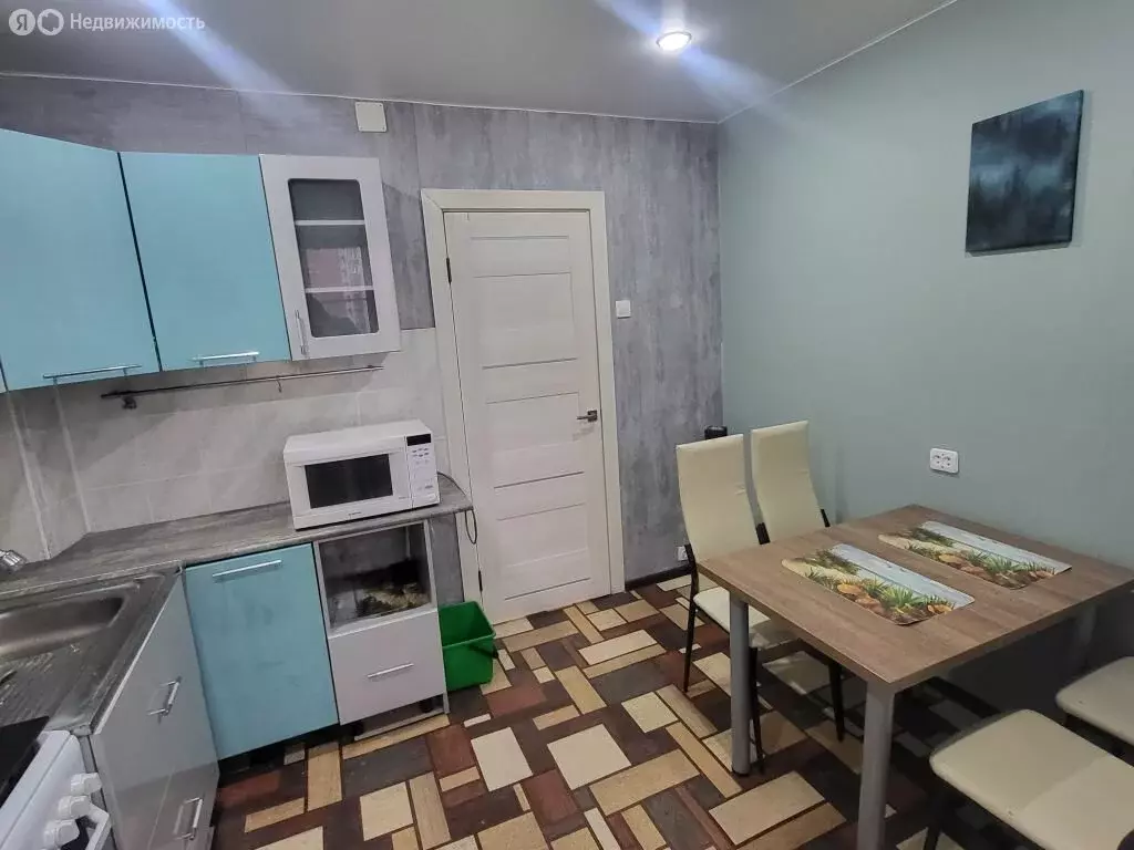 3-комнатная квартира: Иваново, Революционная улица, 16 (74.4 м) - Фото 1