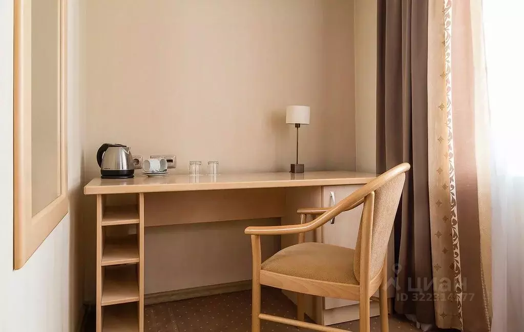 Комната Свердловская область, Екатеринбург пл. Бахчиванджи, 3 (25.0 м) - Фото 2