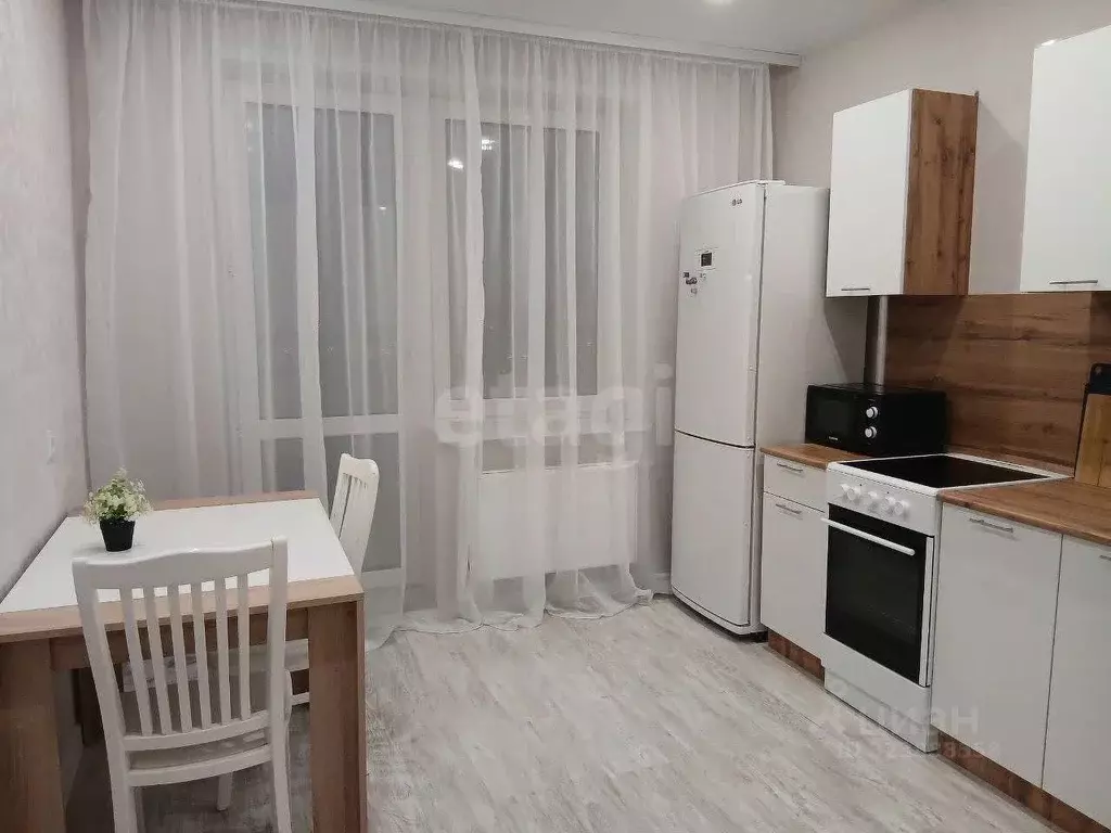 1-к кв. Тюменская область, Тюмень ул. Тальниковая, 9 (35.0 м) - Фото 1