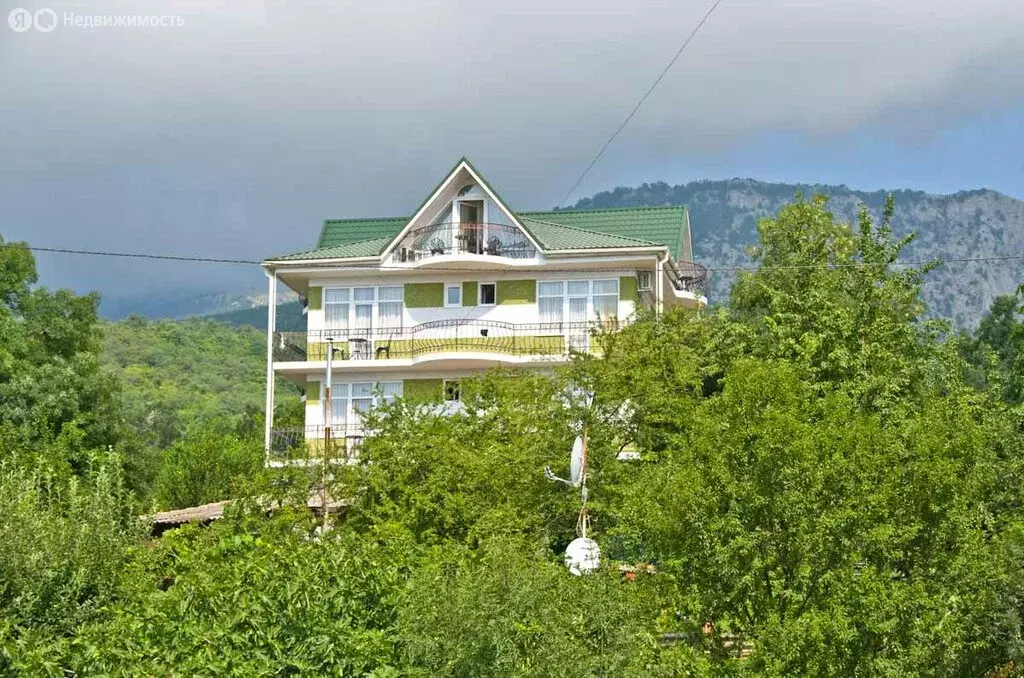 Дом в село Малый Маяк, Утренняя улица (253.6 м) - Фото 1