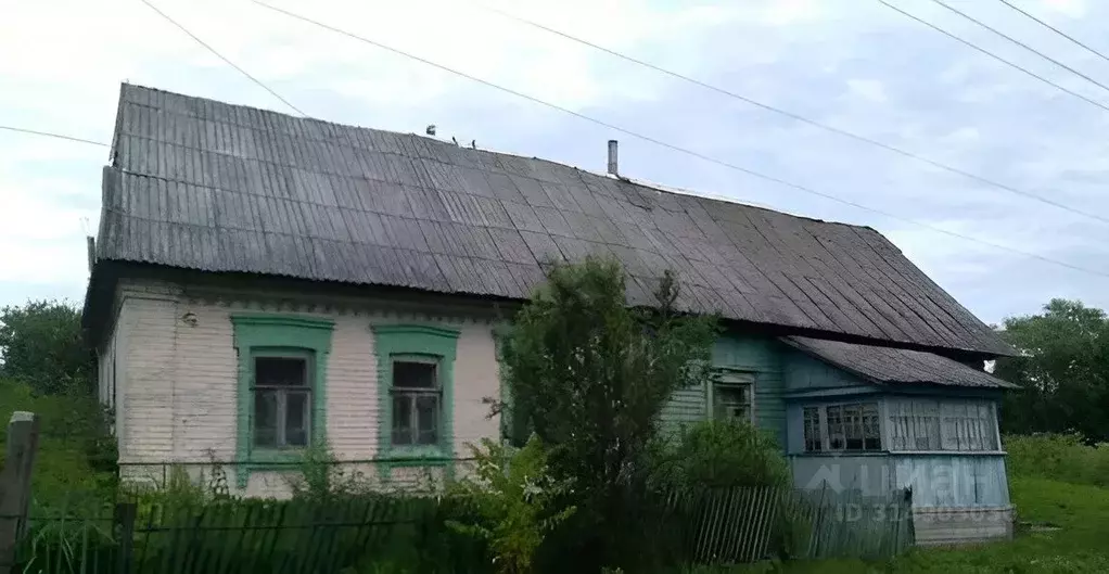 Дом в Тульская область, Суворовский район, Северо-Западное с/пос, с. ... - Фото 1