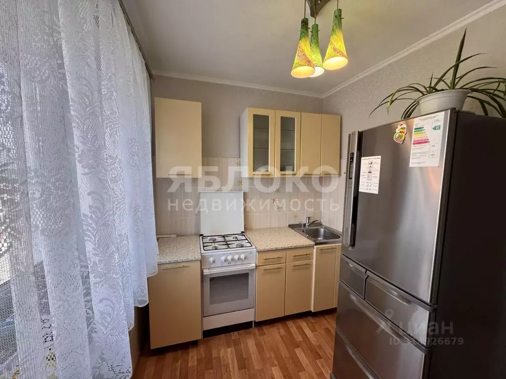 2-к кв. Пермский край, Березники ул. Парижской Коммуны, 54 (51.0 м) - Фото 0