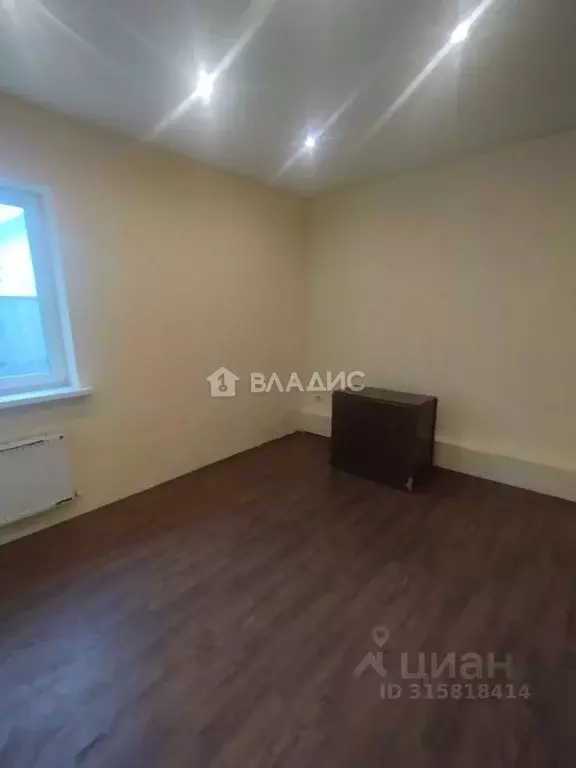 1-к кв. Башкортостан, Стерлитамак ул. Строителей, 55 (200.0 м) - Фото 1
