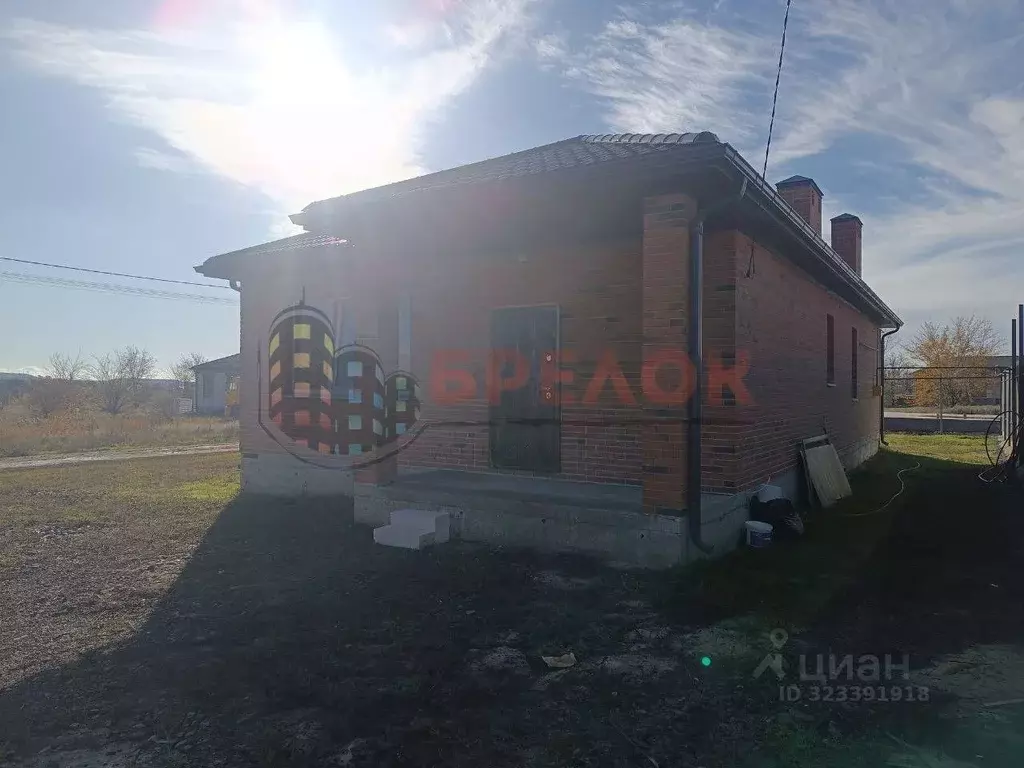 Дом в Ростовская область, Мясниковский район, Краснокрымское с/пос, ... - Фото 1