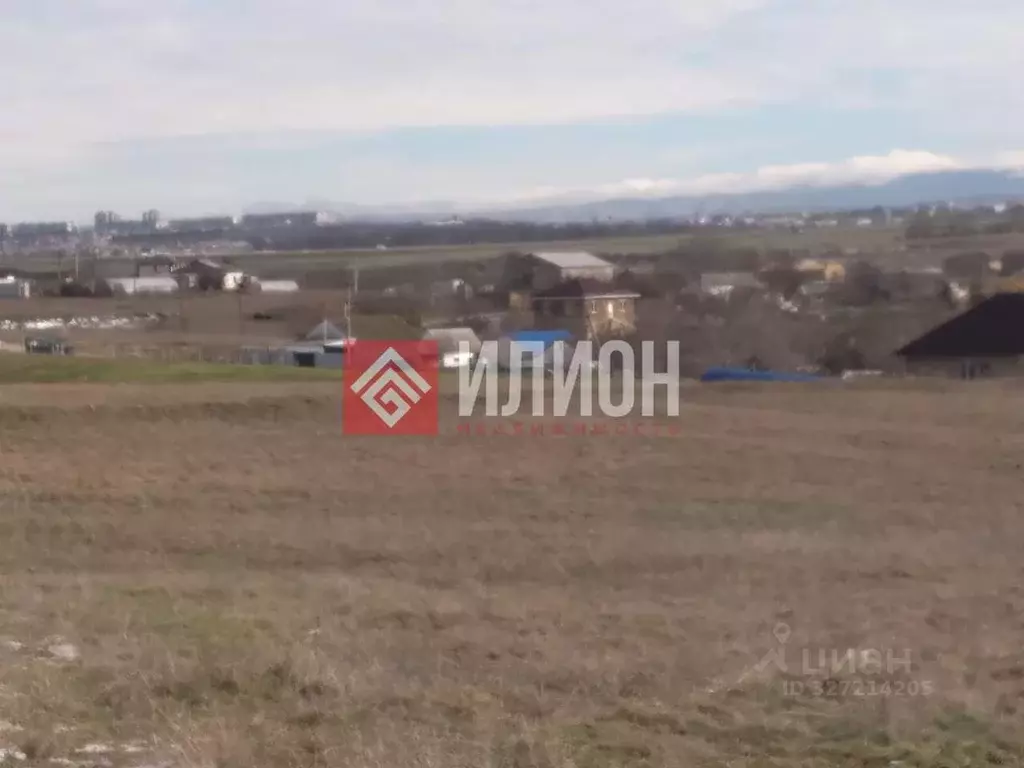 Участок в Крым, Симферопольский район, Перовское с/пос, с. Ключи ул. ... - Фото 2