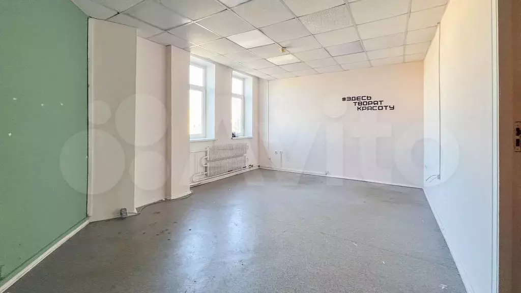 Офис с ремонтом - Фото 1