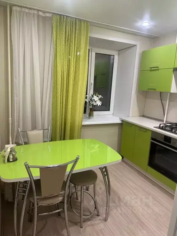 1-к кв. Татарстан, Казань ул. Хусаина Мавлютова, 35 (33.0 м) - Фото 0
