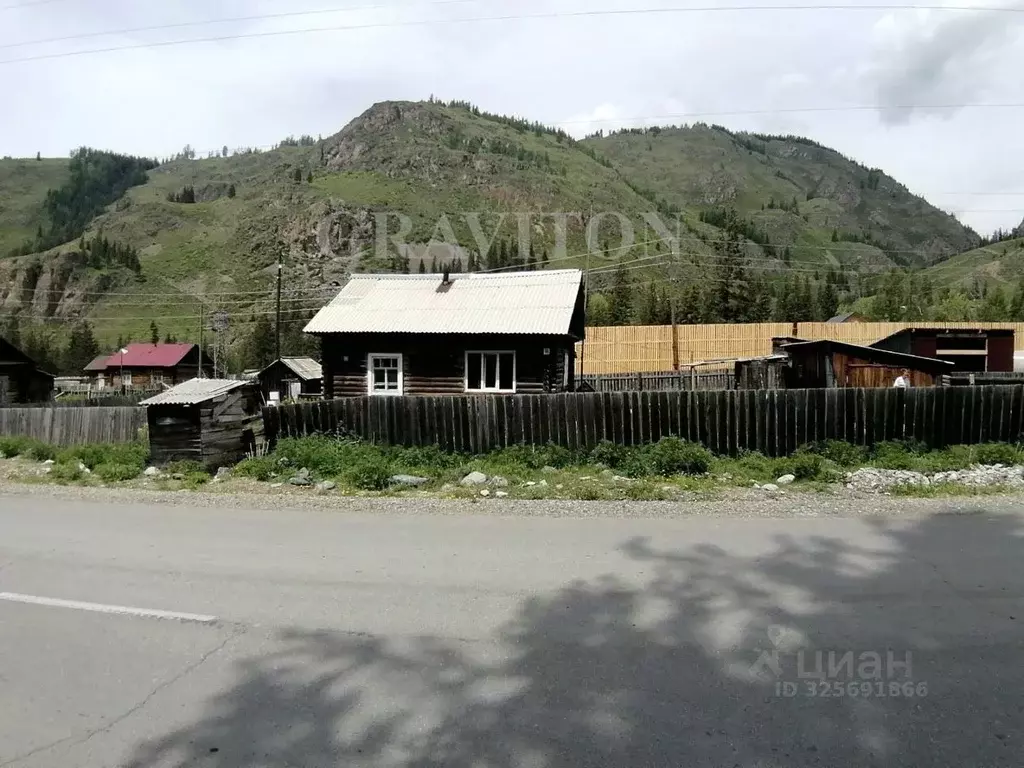 Дом в Алтай, Улаганский район, с. Акташ Ленинская ул. (40 м) - Фото 1