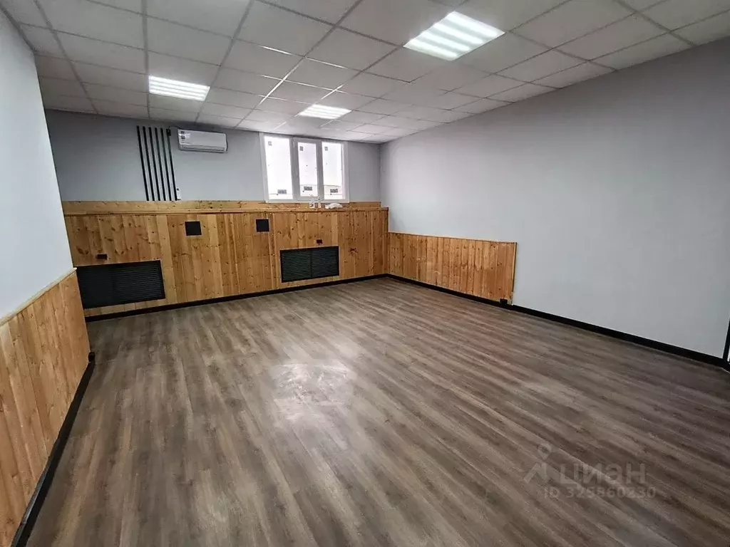 Офис в Краснодарский край, Краснодар Красная ул., 113 (34 м) - Фото 1