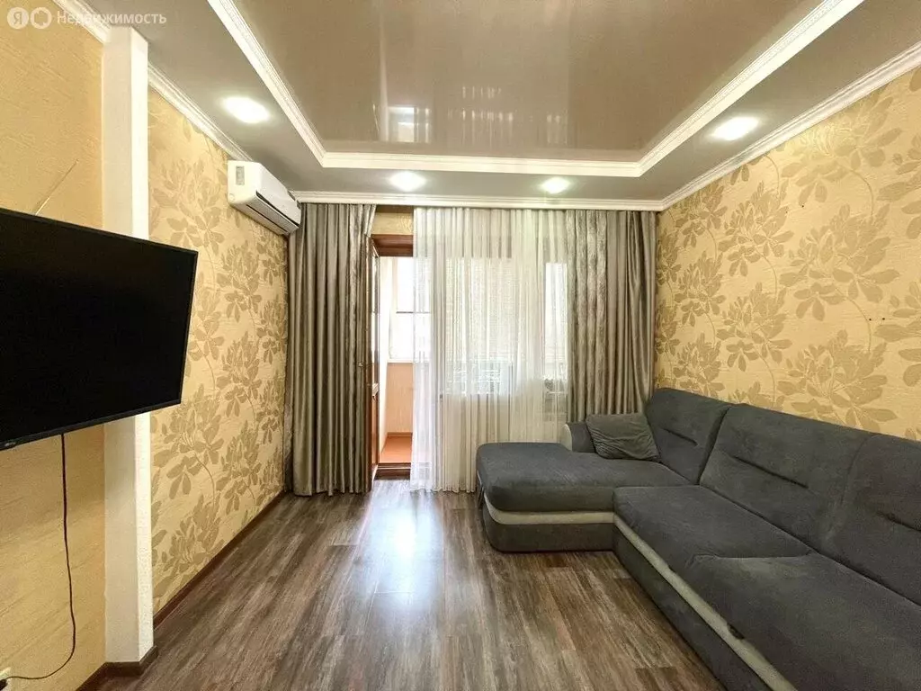 3-комнатная квартира: Астрахань, улица Баумана, 13к2 (72.1 м) - Фото 2