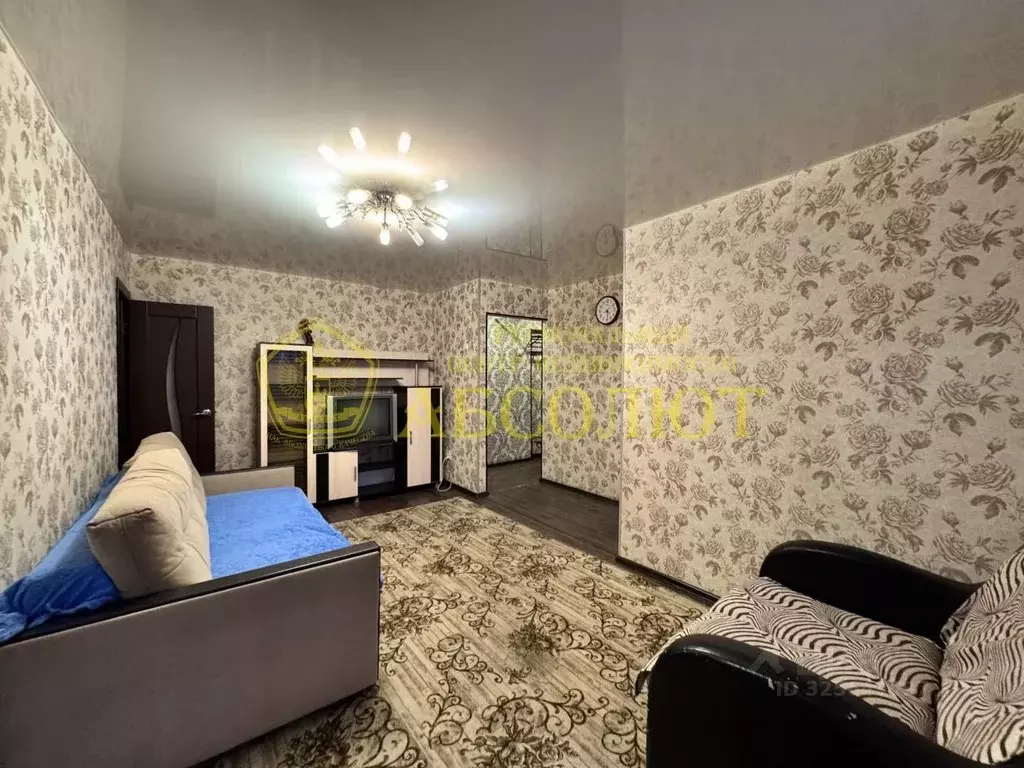 2-к кв. Свердловская область, Ревда ул. Максима Горького, 23 (42.0 м) - Фото 1