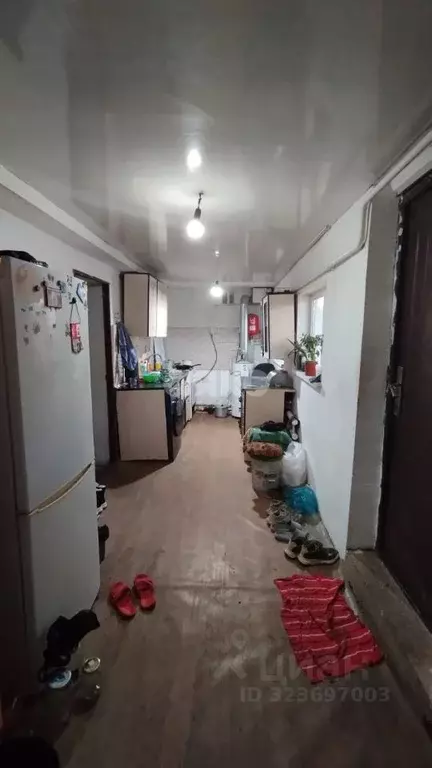 Дом в Краснодарский край, Новокубанский район, Советское с/пос, с. ... - Фото 1