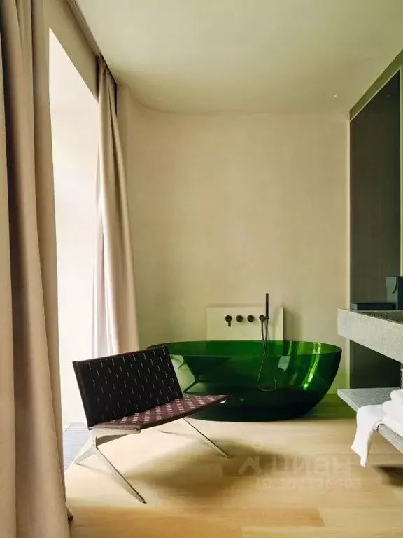 Комната Санкт-Петербург Выборгская наб., 33 (25.0 м) - Фото 0