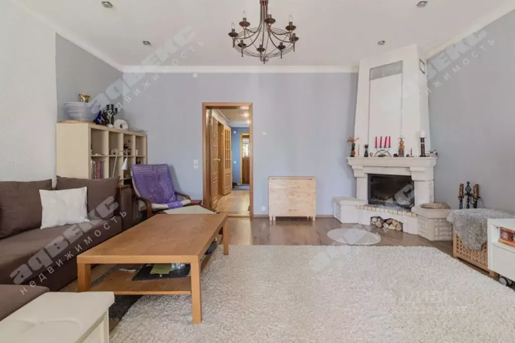 Дом в Ленинградская область, Ломоносовский район, Лебяженское ... - Фото 1