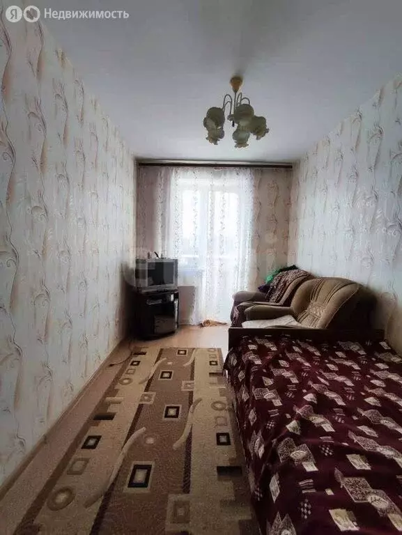3-комнатная квартира: Шадринск, улица Автомобилистов, 31 (56 м) - Фото 1