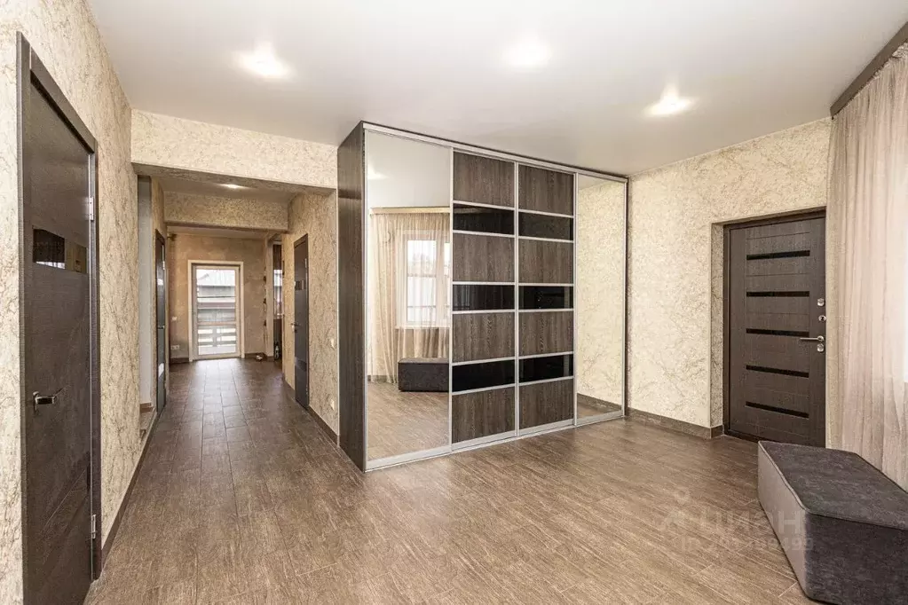 Дом в Кемеровская область, Кемерово ул. Артема, 21 (191 м) - Фото 2