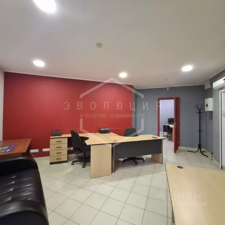 Офис в Калининградская область, Калининград пл. Маршала Василевского, ... - Фото 1