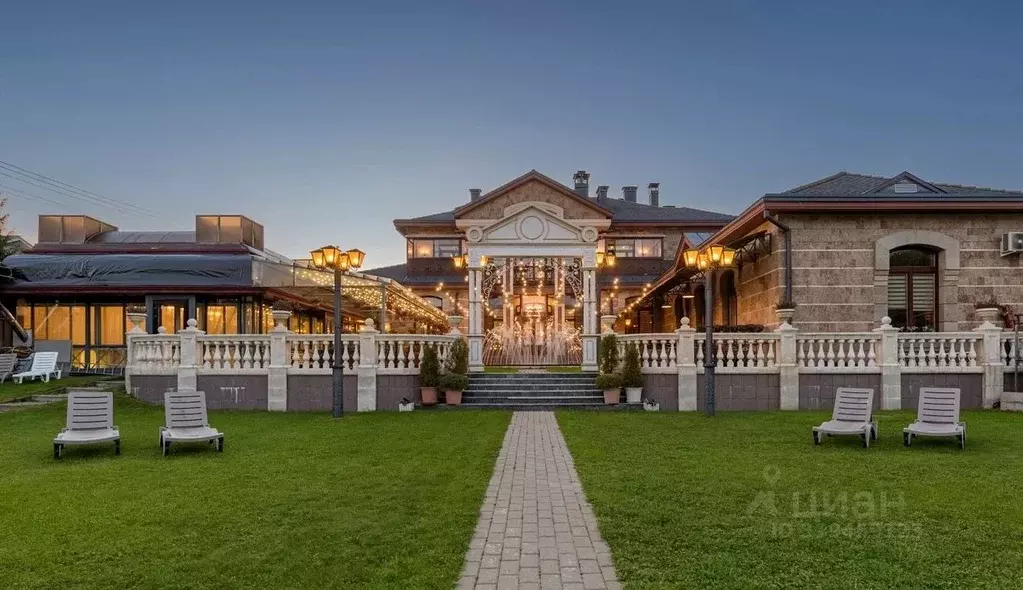 Дом в Москва, Москва, Троицк ул. Южная (800 м) - Фото 1