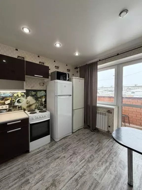 2-к кв. Московская область, Клин Клинская ул., 26 (60.9 м) - Фото 1