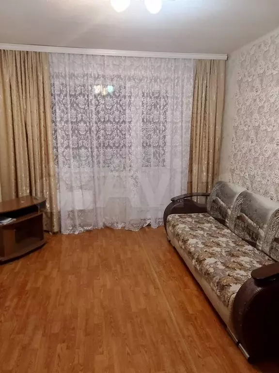 1-к. квартира, 37 м, 7/10 эт. - Фото 0