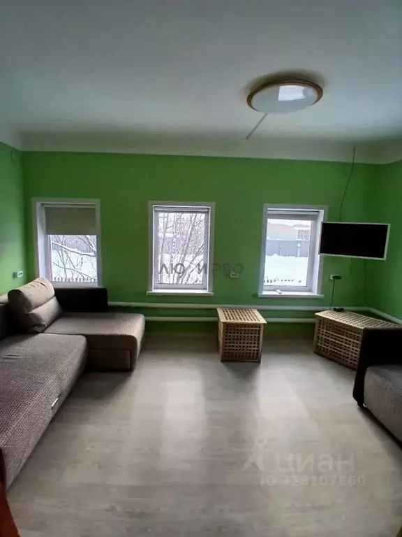 Дом в Кировская область, Куменский район, Нижнеивкино пгт ул. ... - Фото 1