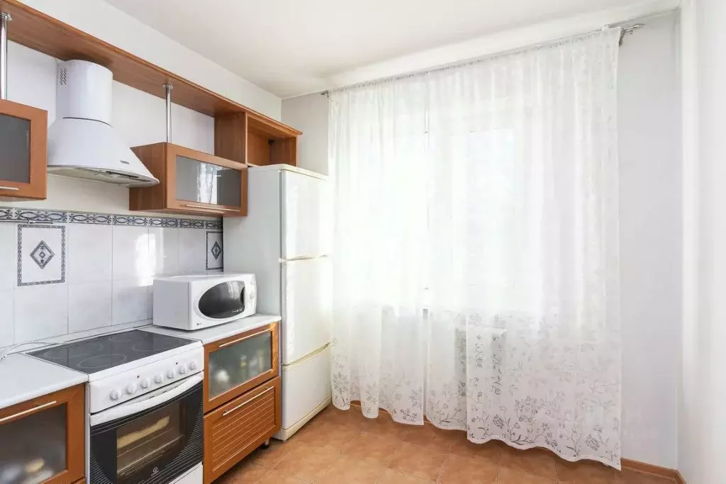 2-к кв. Тюменская область, Тюмень ул. Федюнинского, 7 (51.6 м) - Фото 2