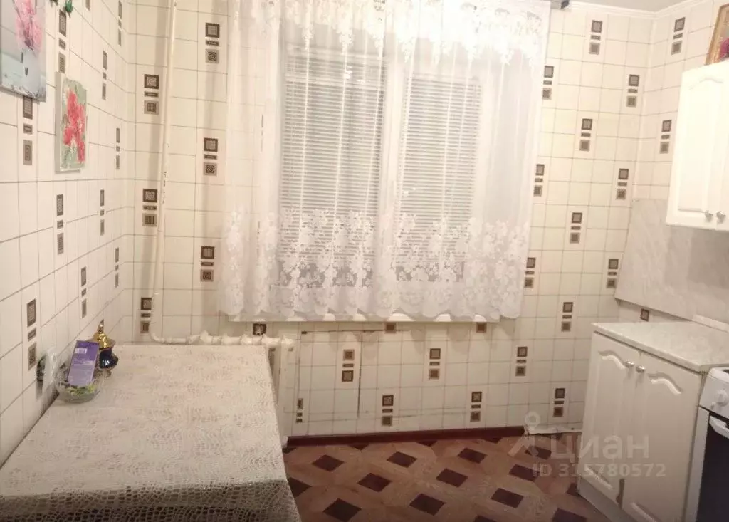 3-к кв. Брянская область, Фокино ул. Карла Маркса, 31 (73.1 м) - Фото 1