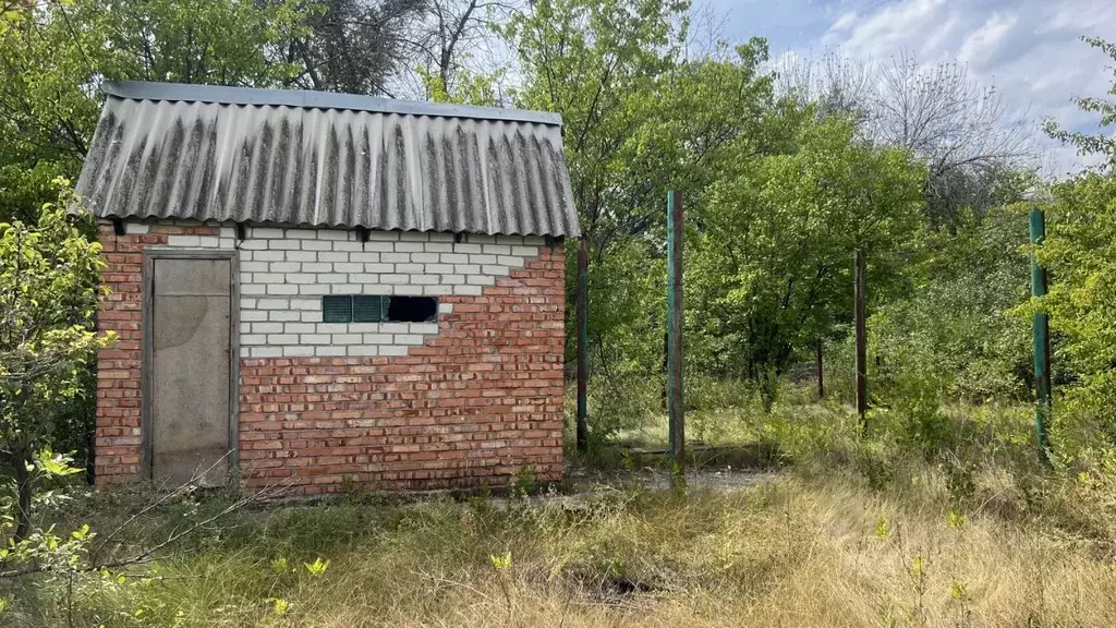 Участок в Саратовская область, Энгельсский район, Красноярское ... - Фото 0