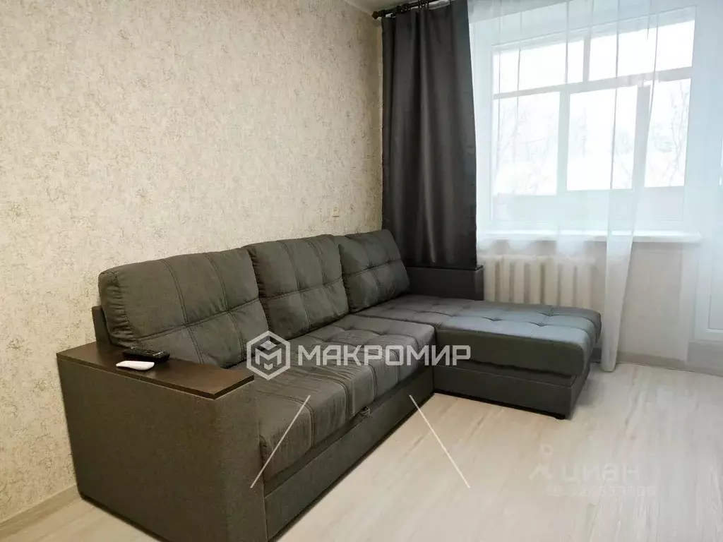 1-к кв. Брянская область, Брянск Октябрьская ул., 13 (30.5 м) - Фото 1