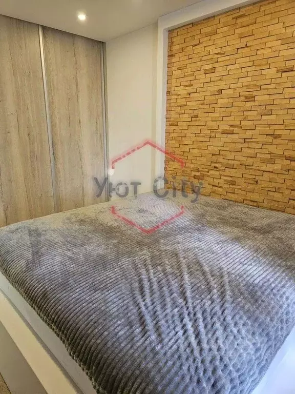 2-к кв. Красноярский край, Красноярск Взлетка мкр, ул. Батурина, 19 ... - Фото 2