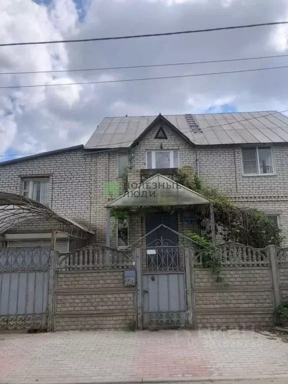 Дом в Тамбовская область, Тамбов Карьерная ул., 85 (214 м) - Фото 0