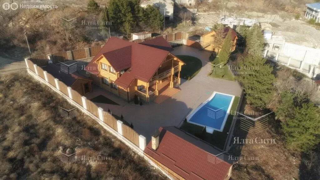Дом в Симферополь, Безымянная улица (300 м) - Фото 1