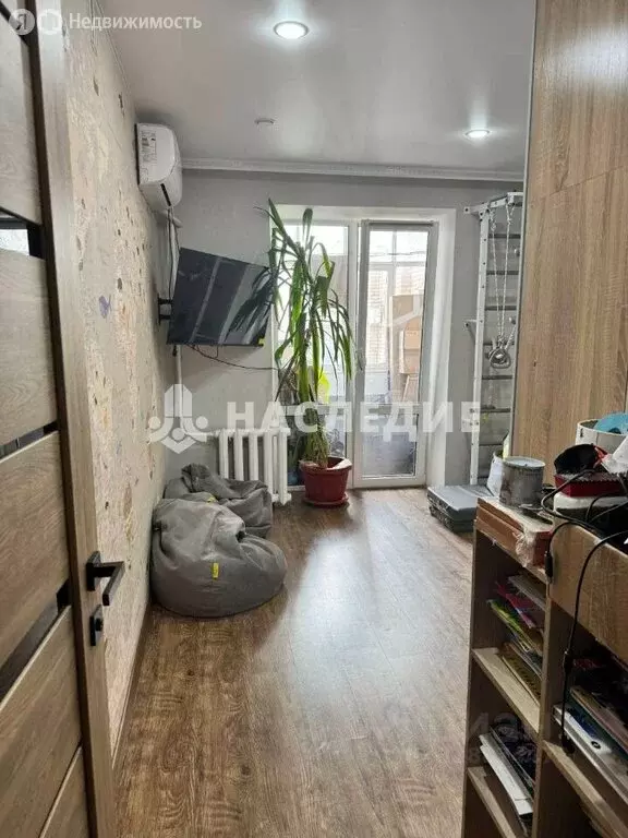 3-комнатная квартира: Белая Калитва, Вокзальная улица, 375 (65.9 м) - Фото 0